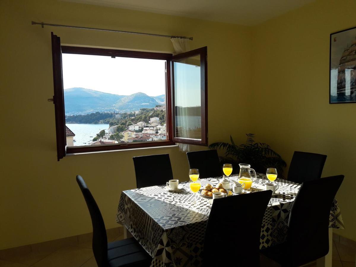 Apartments Gracia & Toni โตรกีร์ ภายนอก รูปภาพ