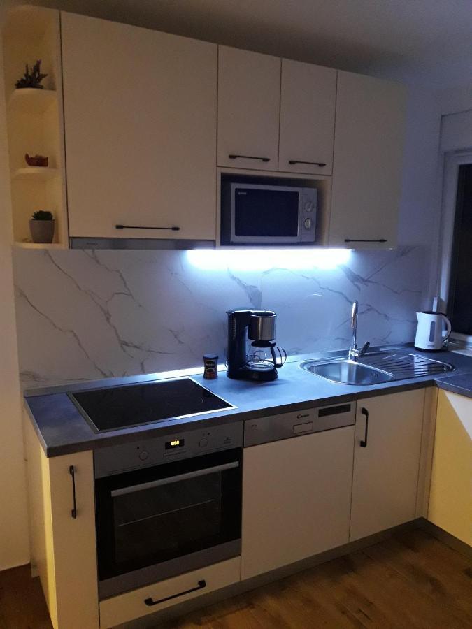 Apartments Gracia & Toni โตรกีร์ ภายนอก รูปภาพ